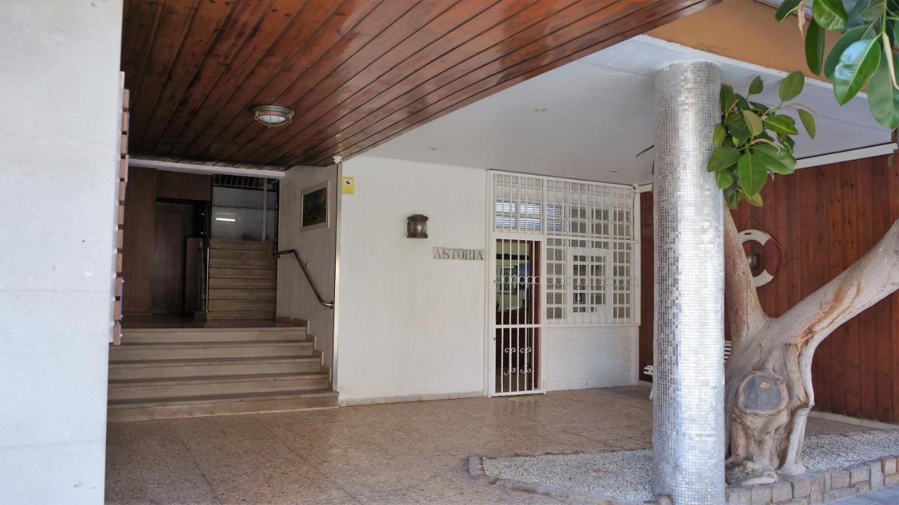 Apartamentos Astoria B - Benidorm Bagian luar foto